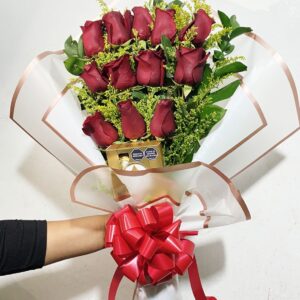 Rosas + Caja Ferrero x4