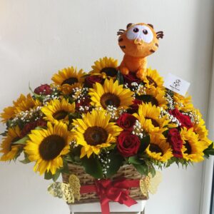 Girasoles + Peluche pequeño